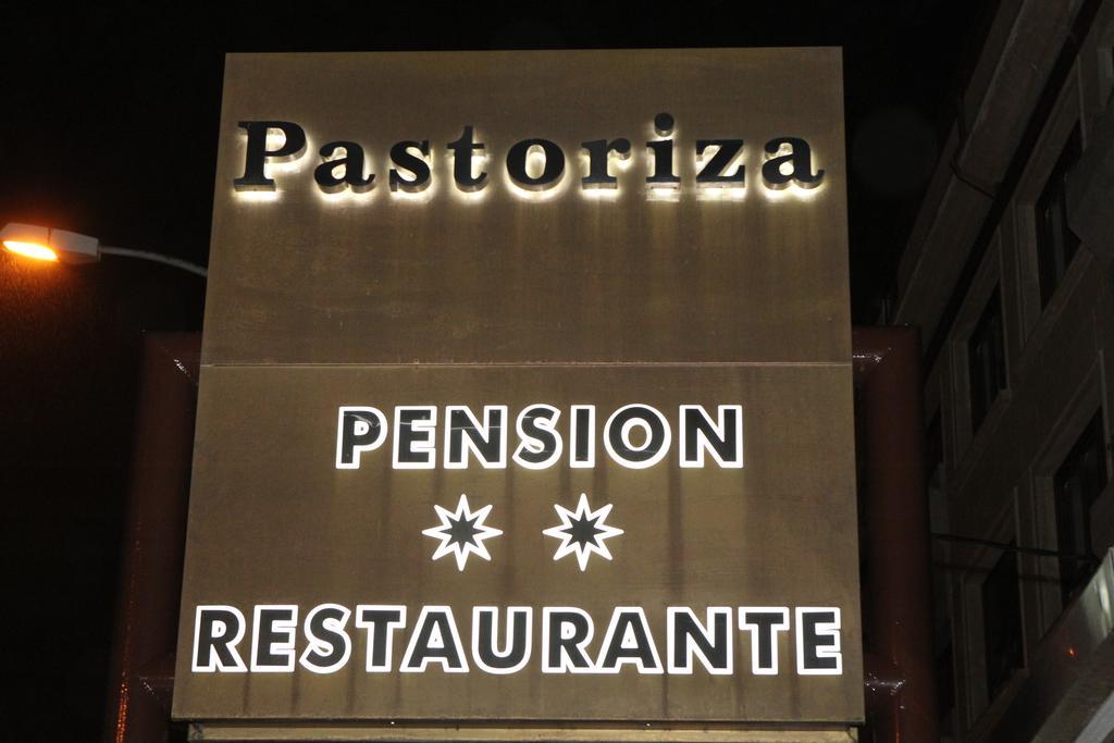 Pension Pastoriza Hotel Vimianzo Bagian luar foto